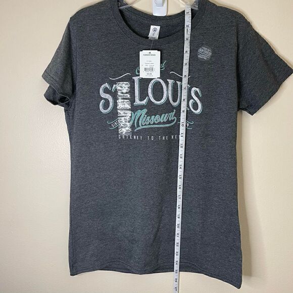 New! Hudson’s news| Souvenir Tee| Soft|Cotton|Medium|St. Louis - Picture 3 of 13